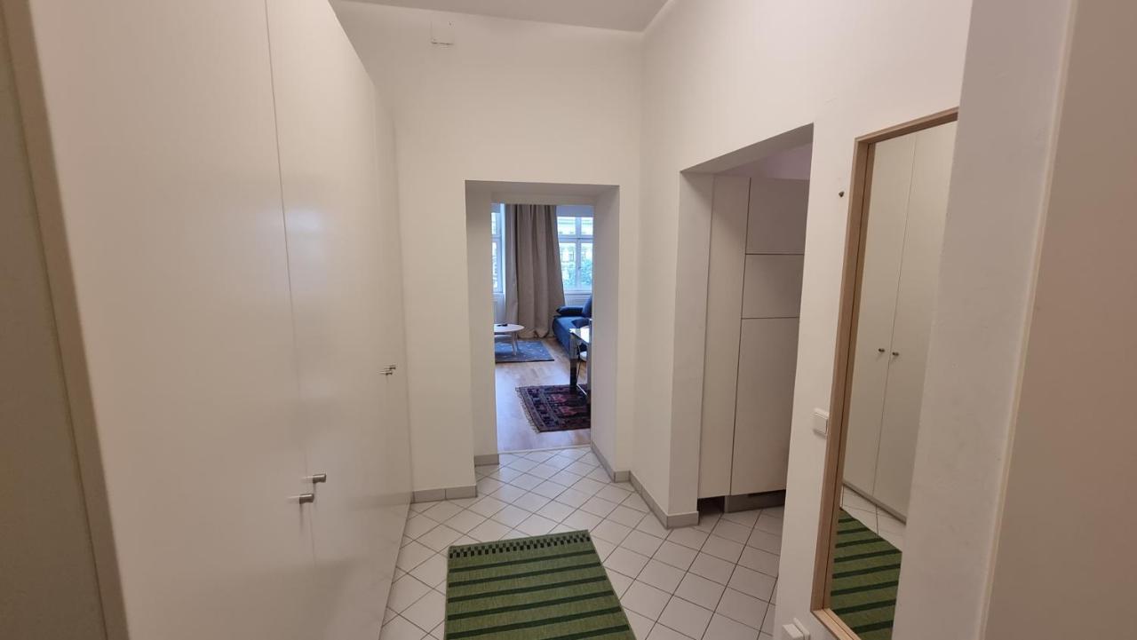 Sunny Apartment Next To Metro 1Br Wien Eksteriør bilde