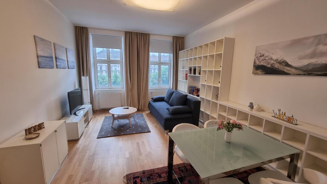 Sunny Apartment Next To Metro 1Br Wien Eksteriør bilde